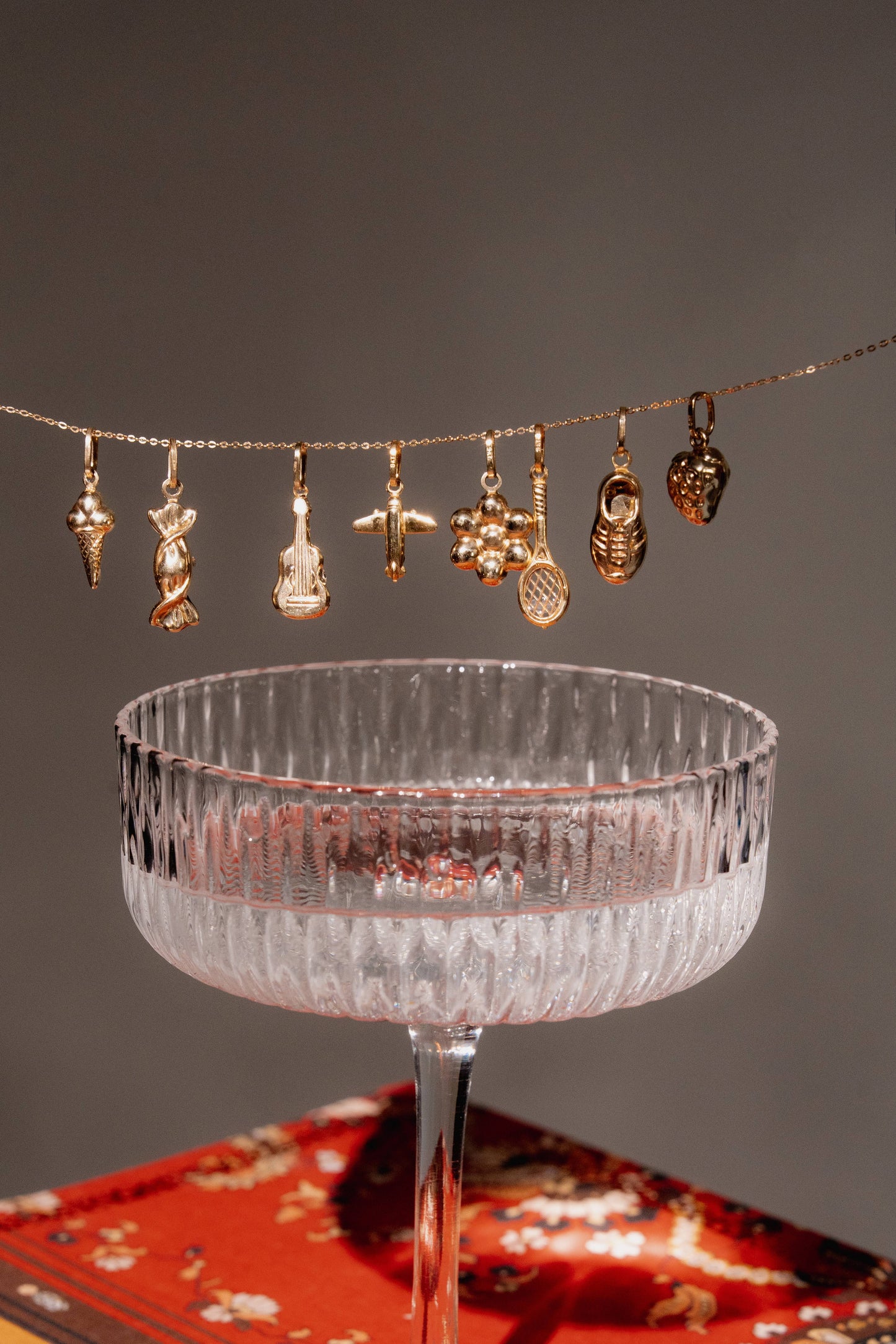 CHARMY NECKLACE