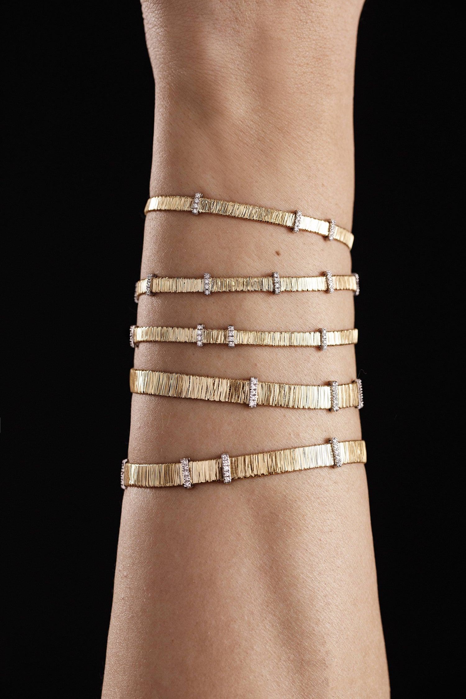 DIAMOND ENDLESS WIRE BRACELET 3