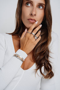 DIAMOND HEARTED RIBBON RING