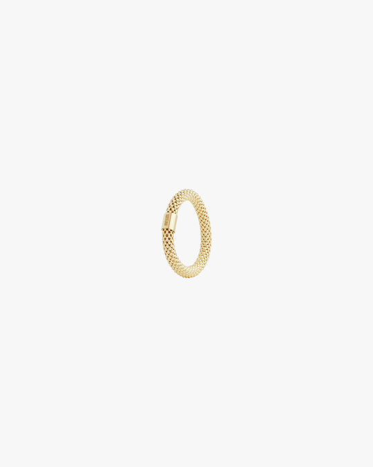TWISTED RING