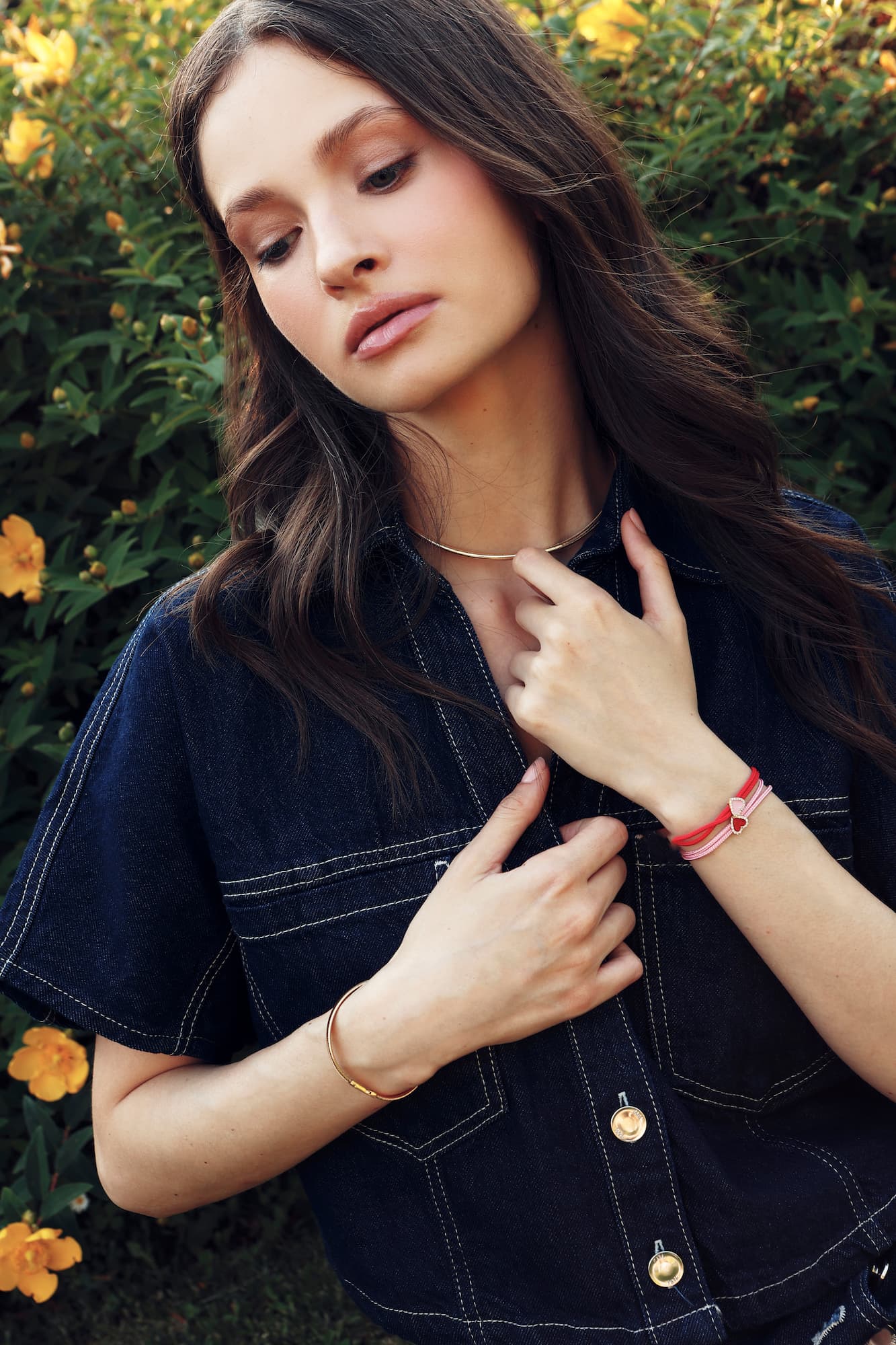 KEEP CLOSE CHARM