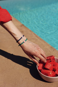KEEP CLOSE CHARM